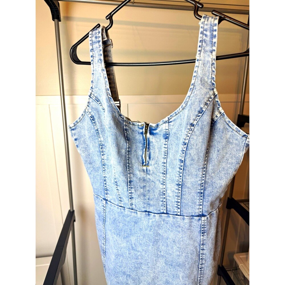 Women's Blue Denim Sleeveless Square Neck Adjustable Strap Zip-Back Dress L